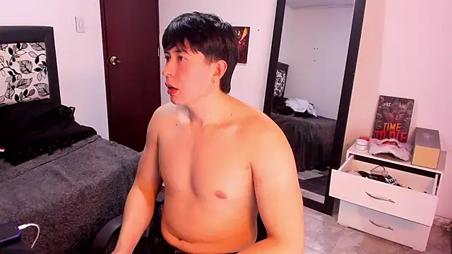 Snapshot of setsuna10 chatting on March 21, 2025, 12:07 am setsuna10 online show from March 21, 2025, 12:07 am