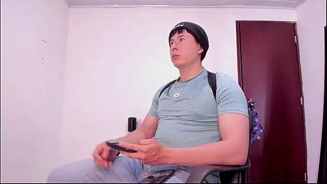 Snapshot of setsuna10 chatting on September 24, 2025, 7:28 pm setsuna10 online show from September 24, 2025, 7:28 pm