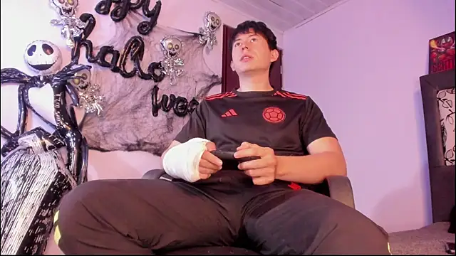 Snapshot of setsuna10 chatting on October 18, 2025, 12:02 am setsuna10 online show from October 18, 2025, 12:02 am