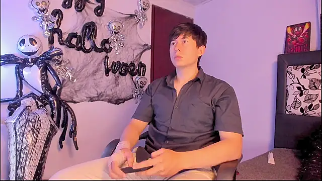 Snapshot of setsuna10 chatting on October 31, 2025, 11:06 pm setsuna10 online show from October 31, 2025, 11:06 pm