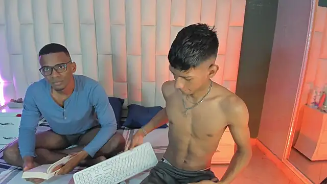 Snapshot of Nick_Collins18 chatting on February 10, 2025, 3:13 am Nick Collins18 online show from February 10, 2025, 3:13 am