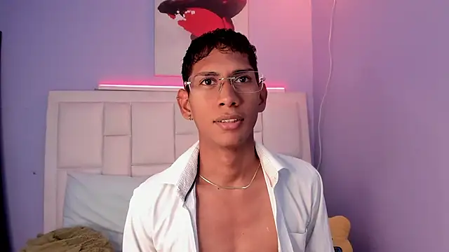 Nick Collins18 online show from February 16, 2026, 8:27 pm