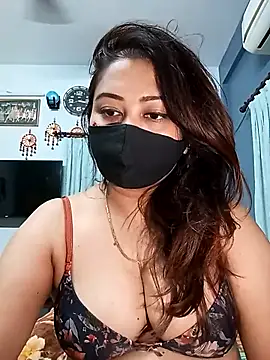 Cute-mona online show from March 10, 2025, 10:45 pm