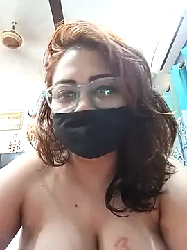 Cute-mona online show from October 3, 2025, 10:40 pm