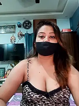Cute-mona online show from June 19, 2026, 10:19 am