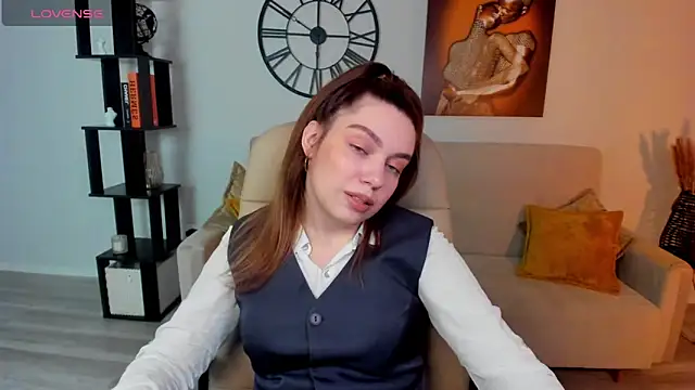 DaniellaLovely online show from March 7, 2025, 11:29 am