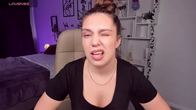 DaniellaLovely online show from September 27, 2025, 11:04 am