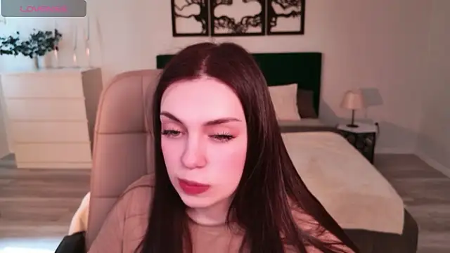 DaniellaLovely online show from March 30, 2026, 11:00 am