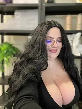 VladaWhite online show from February 19, 2025, 5:16 am