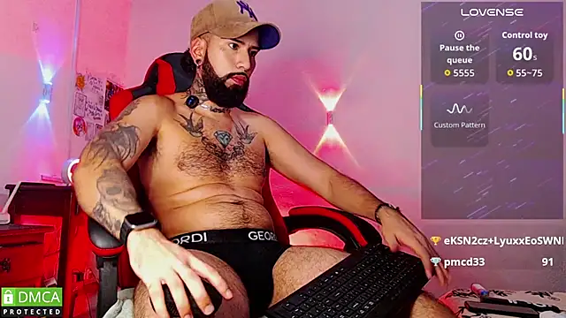 Diilanhott online show from May 15, 2026, 11:23 pm