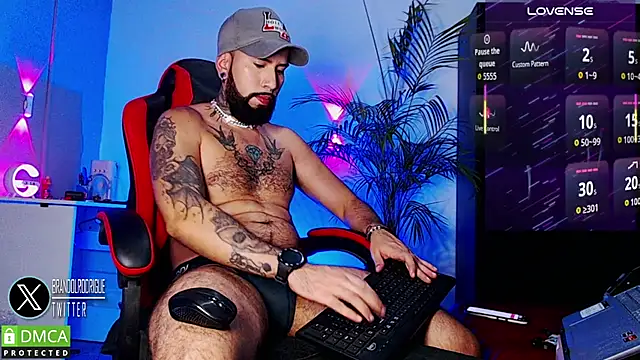 Diilanhott online show from June 24, 2026, 9:25 pm