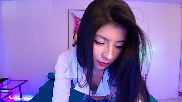 Dulcetorres  online show from February 24, 2025, 4:26 pm