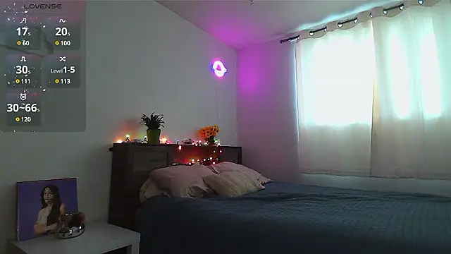 Kittyymaze1 online show from December 2, 2024, 1:46 pm