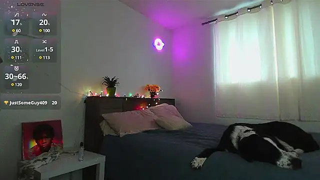 Kittyymaze1 online show from December 12, 2024, 1:28 pm