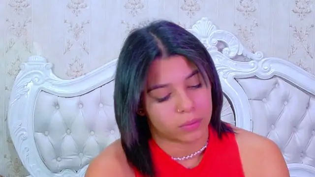 Snapshot of TiaraRosse chatting on October 21, 2025, 4:57 am TiaraRosse online show from October 21, 2025, 4:57 am