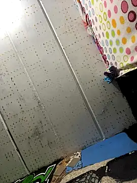 Snapshot of macg96 chatting on November 17, 2025, 2:39 am macg96 online show from November 17, 2025, 2:39 am