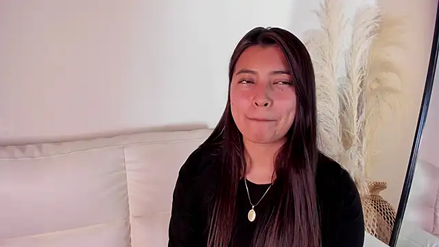 Snapshot of Rebeca_Williams_ chatting on January 29, 2025, 1:58 am Rebeca Williams  online show from January 29, 2025, 1:58 am