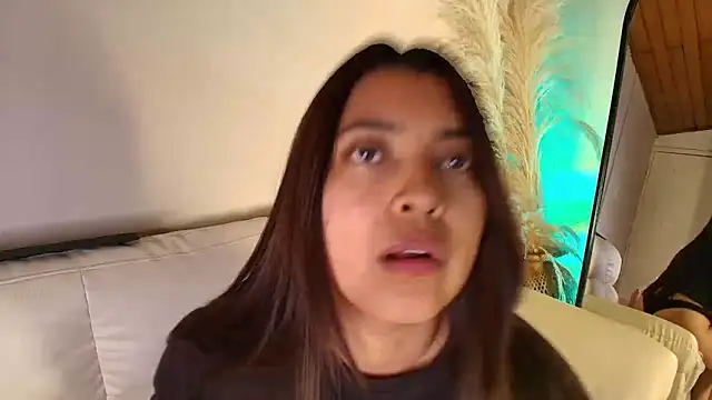 Snapshot of Rebeca_Williams_ chatting on February 5, 2025, 5:30 am Rebeca Williams  online show from February 5, 2025, 5:30 am