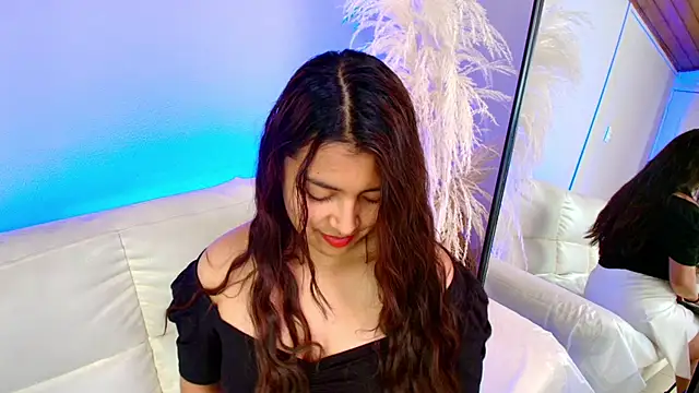 Snapshot of Rebeca_Williams_ chatting on February 21, 2025, 9:00 pm Rebeca Williams  online show from February 21, 2025, 9:00 pm