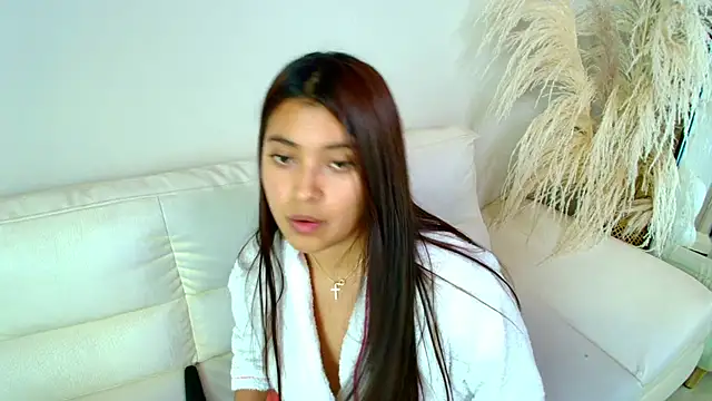 Snapshot of Rebeca_Williams_ chatting on February 25, 2025, 3:42 am Rebeca Williams  online show from February 25, 2025, 3:42 am