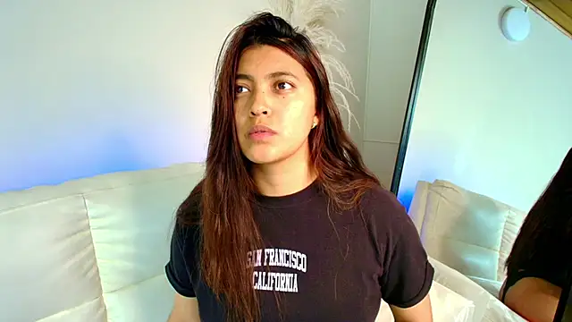 Snapshot of Rebeca_Williams_ chatting on February 27, 2025, 9:25 pm Rebeca Williams  online show from February 27, 2025, 9:25 pm