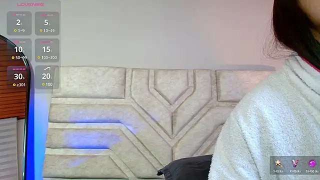 Snapshot of Rebeca_Williams_ chatting on March 7, 2025, 12:37 am Rebeca Williams  online show from March 7, 2025, 12:37 am