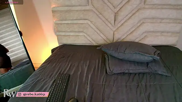 Snapshot of Rebeca_Williams_ chatting on March 11, 2025, 6:08 pm Rebeca Williams  online show from March 11, 2025, 6:08 pm