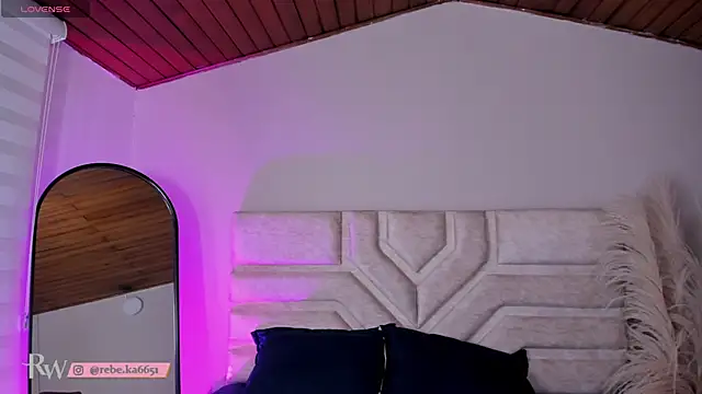 Snapshot of Rebeca_Williams_ chatting on March 21, 2025, 11:12 pm Rebeca Williams  online show from March 21, 2025, 11:12 pm