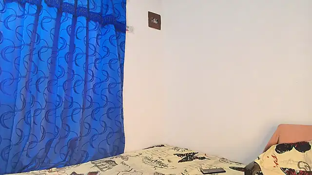 Snapshot of Oh_Tique chatting on September 14, 2025, 3:55 pm Oh Tique online show from September 14, 2025, 3:55 pm