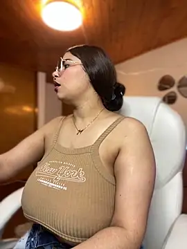 Isabella boobd online show from October 7, 2025, 8:06 pm