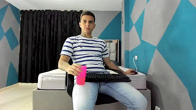 simookeler online show from December 15, 2024, 5:20 pm