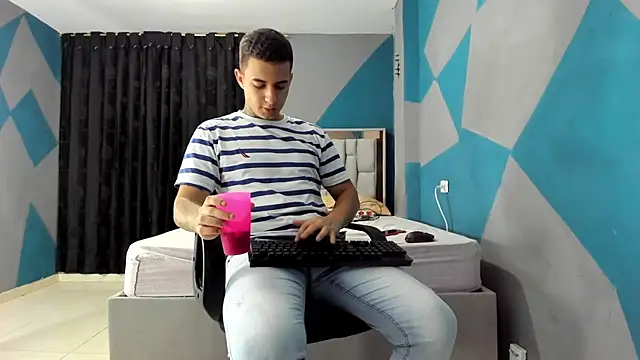 simookeler online show from December 16, 2024, 6:43 am
