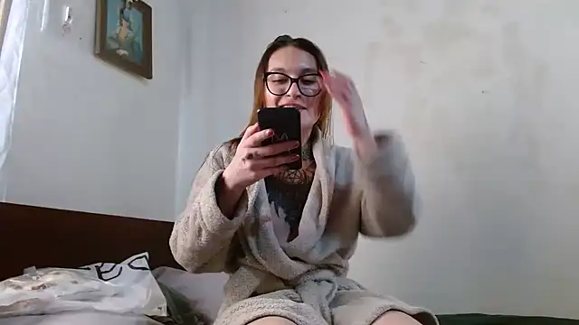 Snapshot of kittenlizz chatting on March 5, 2025, 5:29 pm kittenlizz online show from March 5, 2025, 5:29 pm