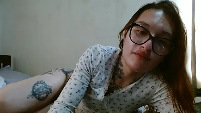 Snapshot of kittenlizz chatting on March 7, 2025, 6:00 pm kittenlizz online show from March 7, 2025, 6:00 pm