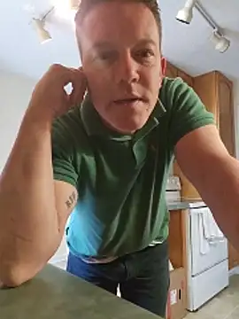 Bigtater1999 online show from May 5, 2026, 9:12 pm