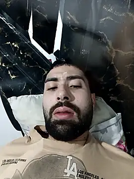 Snapshot of Joosee1696 chatting on January 14, 2026, 8:03 pm Joosee1696 online show from January 14, 2026, 8:03 pm