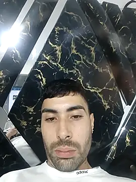 Snapshot of Joosee1696 chatting on April 14, 2026, 1:44 am Joosee1696 online show from April 14, 2026, 1:44 am