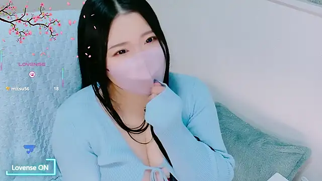 Snapshot of yukinko_o_ chatting on April 15, 2026, 12:12 pm yukinko o online show from April 15, 2026, 12:12 pm
