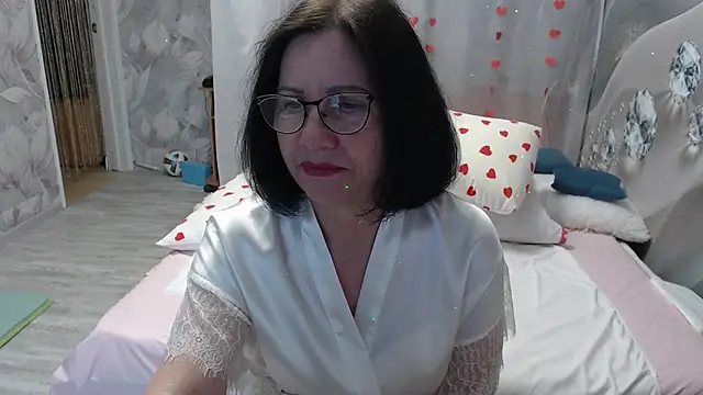 OlgaHottie online show from May 3, 2026, 11:44 pm