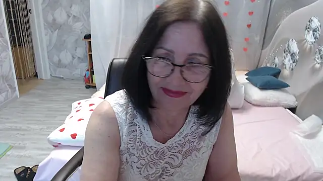Snapshot of OlgaHottie chatting on May 16, 2026, 11:36 pm OlgaHottie online show from May 16, 2026, 11:36 pm