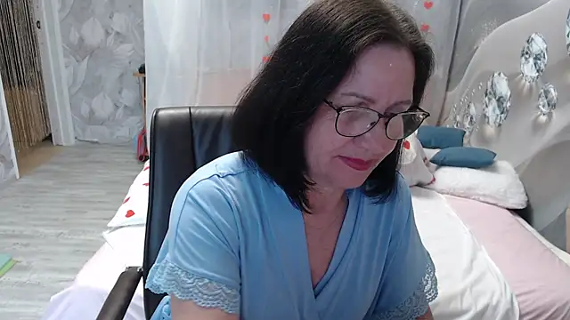 Snapshot of OlgaHottie chatting on May 23, 2026, 11:31 pm OlgaHottie online show from May 23, 2026, 11:31 pm
