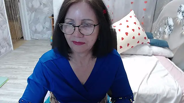Snapshot of OlgaHottie chatting on June 1, 2026, 11:28 pm OlgaHottie online show from June 1, 2026, 11:28 pm