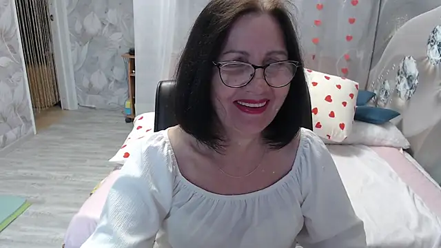 Snapshot of OlgaHottie chatting on June 6, 2026, 11:42 pm OlgaHottie online show from June 6, 2026, 11:42 pm
