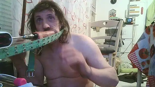 cyril020202 online show from January 7, 2026, 10:12 pm