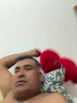 JeyCersex19 online show from July 4, 2026, 11:00 pm