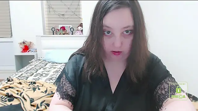 Snapshot of cute_and_hot chatting on January 5, 2025, 3:55 pm cute and hot online show from January 5, 2025, 3:55 pm