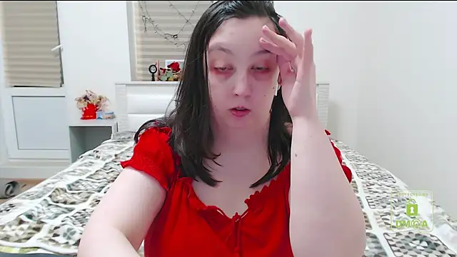 Snapshot of cute_and_hot chatting on January 12, 2025, 3:25 pm cute and hot online show from January 12, 2025, 3:25 pm