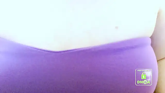 Snapshot of cute_and_hot chatting on March 2, 2025, 9:42 am cute and hot online show from March 2, 2025, 9:42 am