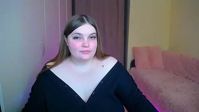 Snapshot of Emaaa_ua chatting on February 21, 2025, 12:39 pm Emaaa ua online show from February 21, 2025, 12:39 pm