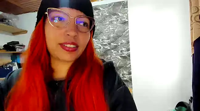 Snapshot of MISSLAUR4 chatting on March 17, 2025, 9:45 pm MISSLAUR4 online show from March 17, 2025, 9:45 pm